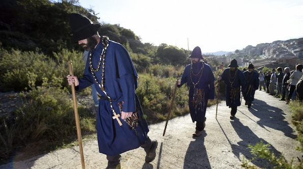 La Ruta dels Bandolers – trekking teatralizado team building Cataluña | Wind Cat Activities